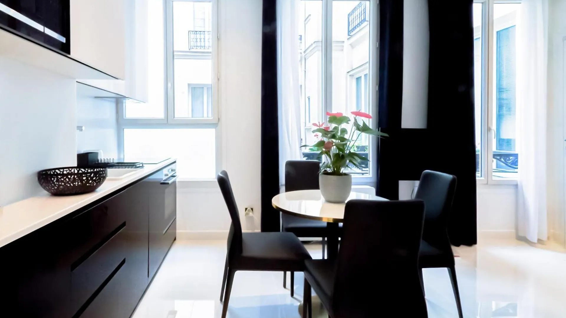 Luxury Apartment Les Champs-Elysees Parigi Francia
